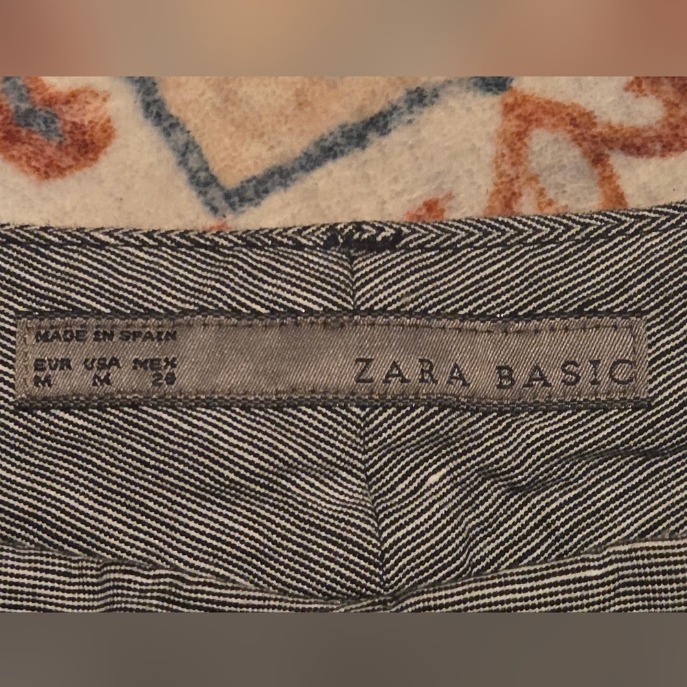 Zara Basic Black And Tan Patterned Shorts Sz M - image 4